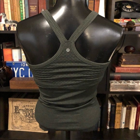 Lululemon Razorback tank top - Picture 4 of 8